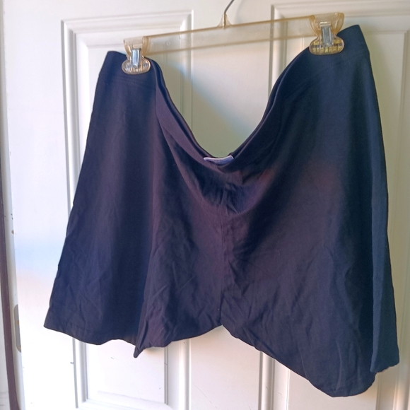 NWOT SERRA BLACK SOFT SHORTS 2X - Picture 1 of 5